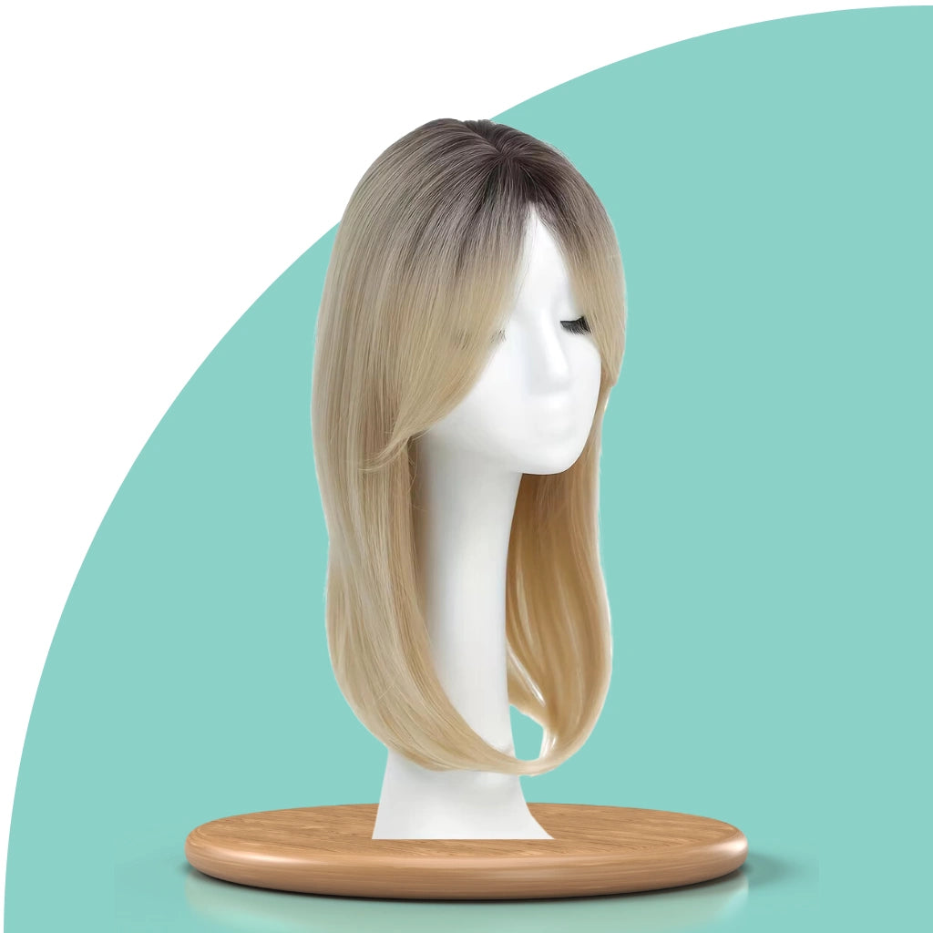 Topo de Cabelo com Franja Loiro com raiz esfumada