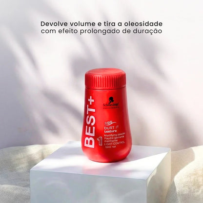 A pomada em pó devolve volume e tira a oleosidade, com efeito prolongado