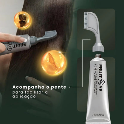Na compra da tinta NatuuriColor você ganha de brinde um pente para facilitar a aplicação.